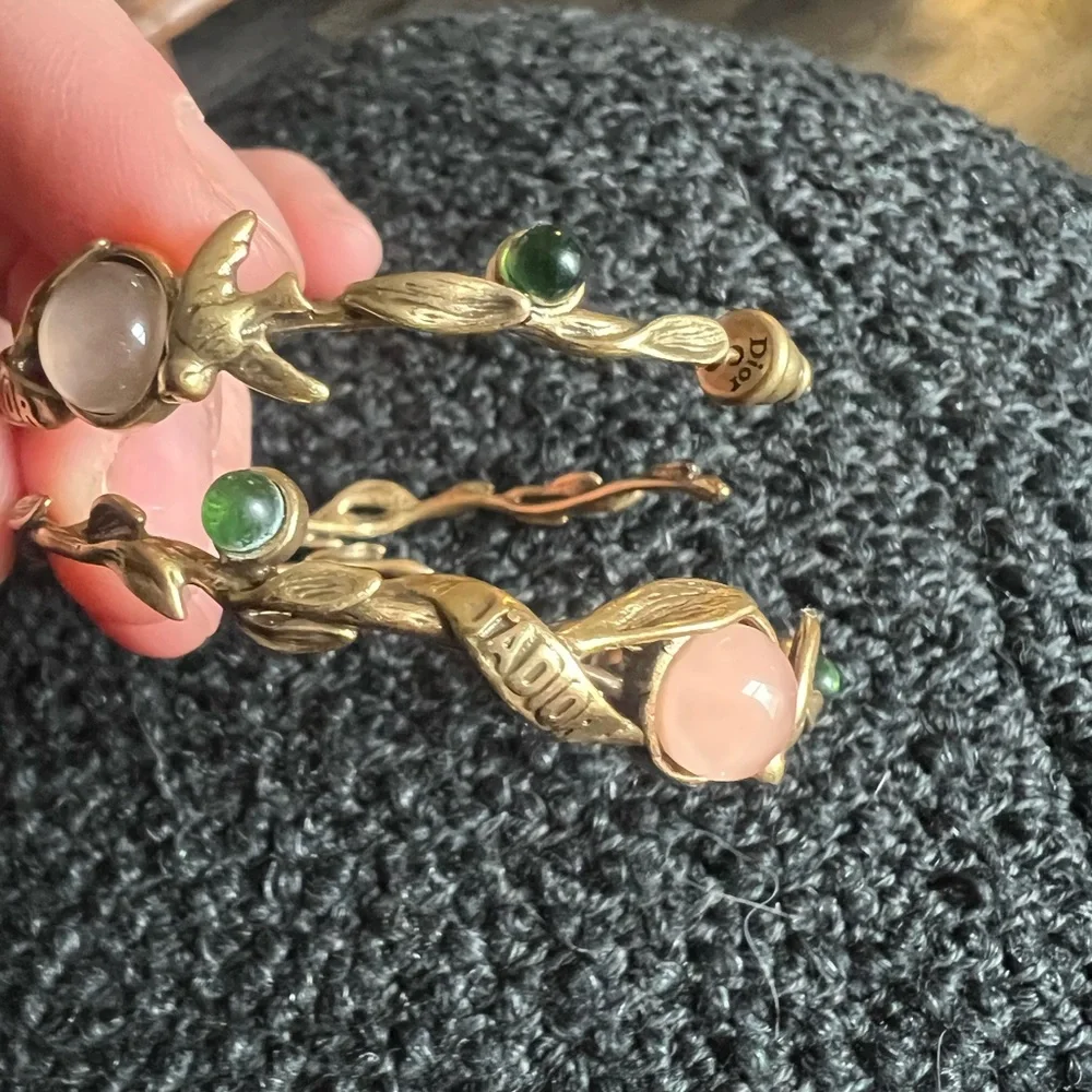 Elegant Gold and Green Women's hoop earrings - Picture 4 of 14